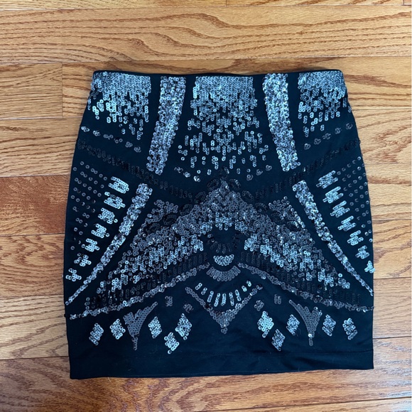 Express Sequin Mini Skirt NWT‎ | Size Small - Picture 2 of 5
